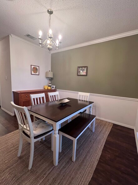 Building Photo - 7109 Chandler Dr