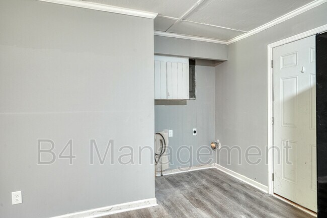 Building Photo - 168 Cherokee Cir