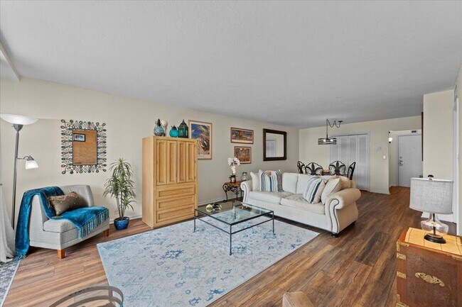 Building Photo - 1200 Marine Way