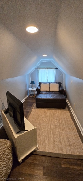 Building Photo - 216 N Summit St