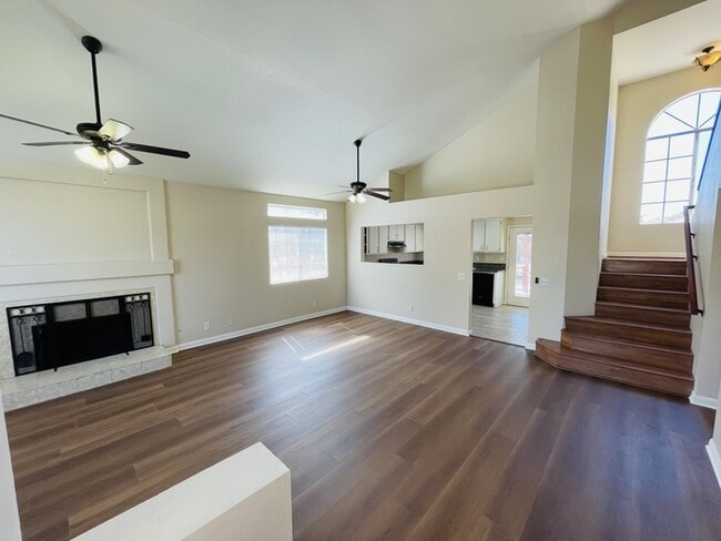 Building Photo - Provence Dr.