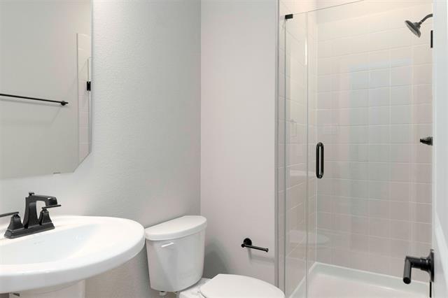 Building Photo - 1817 Hidden Crk Dr