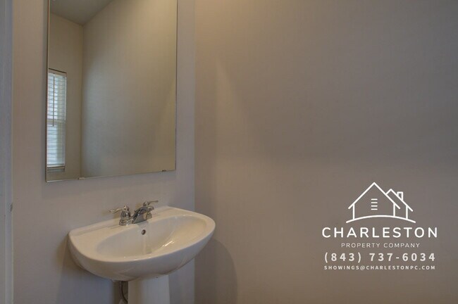 Building Photo - 4105 Quincy Adams Ln