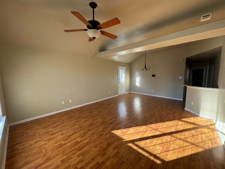 Building Photo - 3003 Baldwin Loop