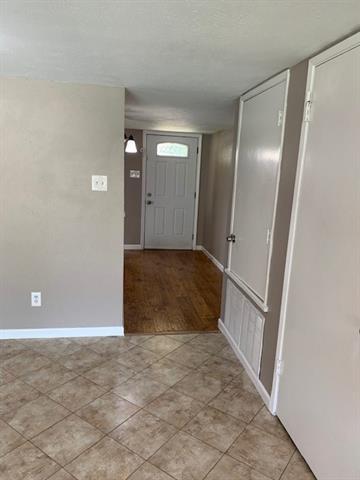 Building Photo - 4758 Wagner Dr