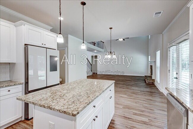 Building Photo - 225 Barnett Ln Ln