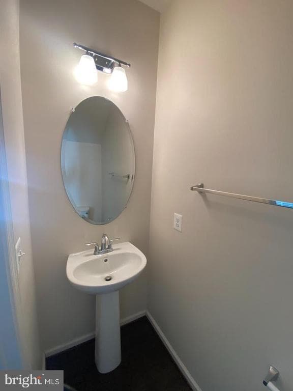 Building Photo - 8929 Quarry Rd