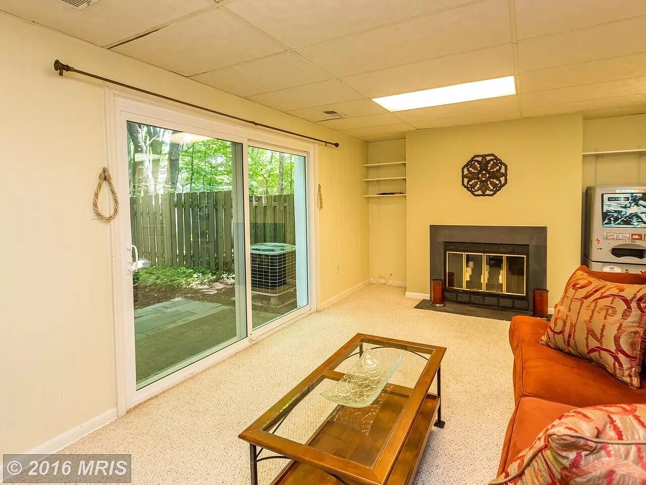 Building Photo - 8817 Stonebrook Ln