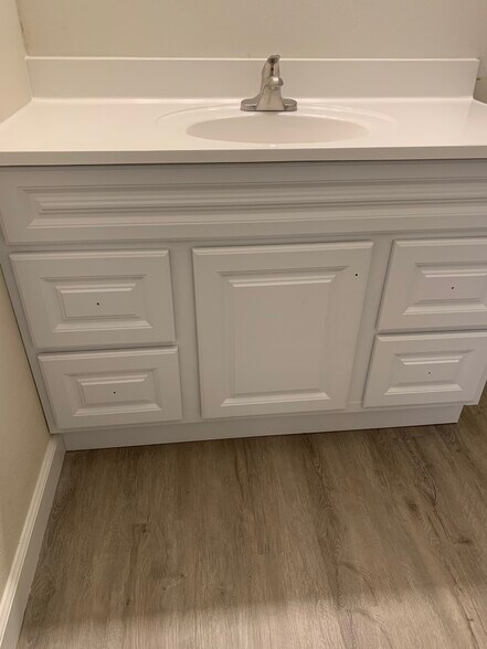 primary bath vanity - 25 Sunflower Rd