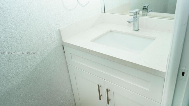 Building Photo - 7041 SW 42nd Pl