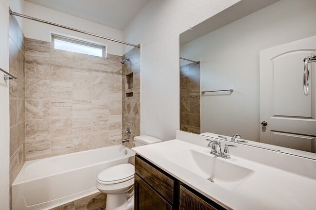 Building Photo - 1225 Antelope Passing Dr