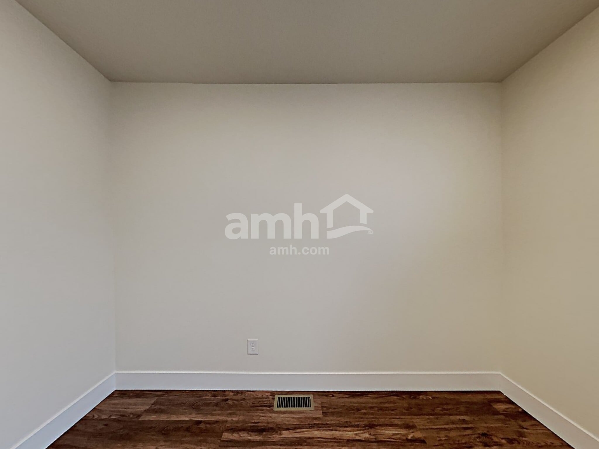 Building Photo - 33098 Glacier Ave SE