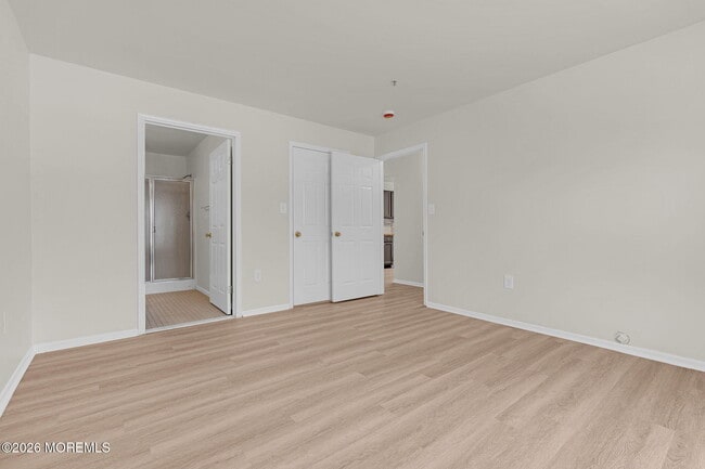 Building Photo - 12 High Pointe Way