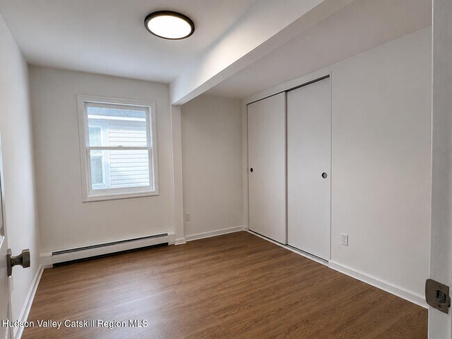 Building Photo - 199 Greenkill Ave