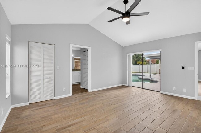 Building Photo - 6043 Sunberry Cir