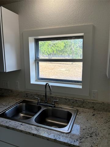 Building Photo - 120 Kinbrook Ln