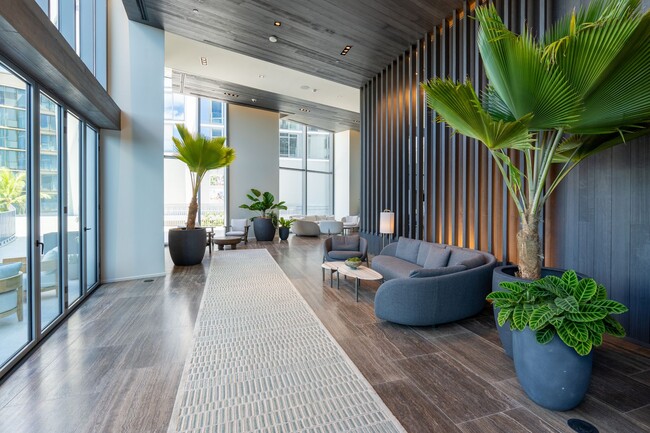 Building Photo - New Koula STUDIO