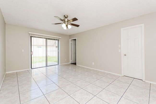 Building Photo - 13417 Utah Woods Ct