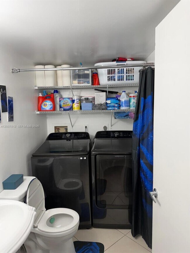 Building Photo - 6580 W 24th Ct