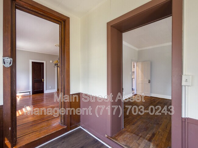 Building Photo - 139 S 29th St