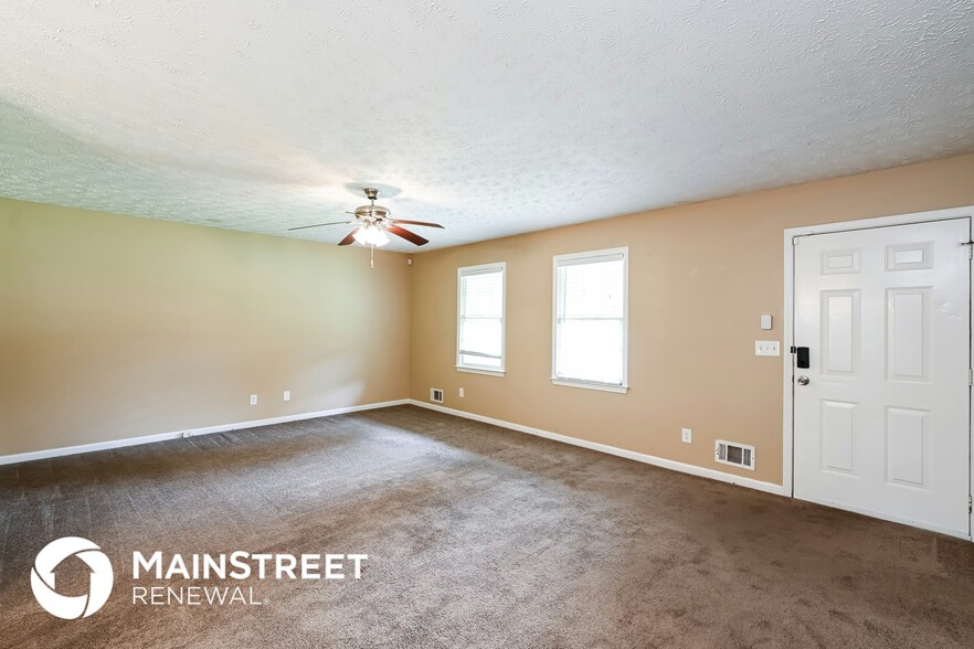 Building Photo - 3338 Mansfield Ln