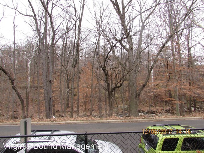 Building Photo - 1 br, 1 bath House - 808 S Arlington Mill ...