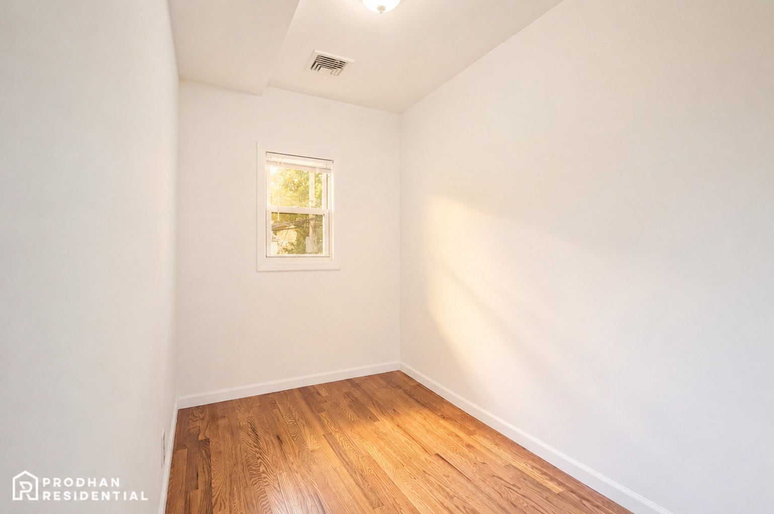 Building Photo - 8563 102nd St