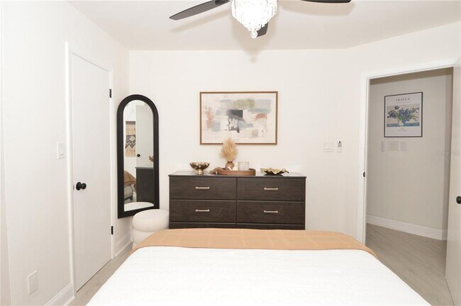 Building Photo - 8714 Mallard Reserve Dr