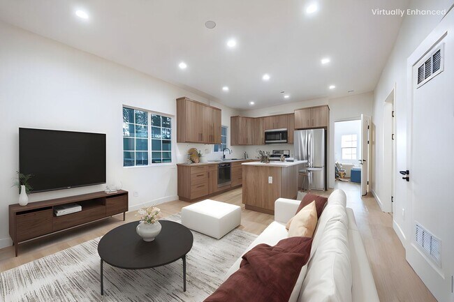 Primary Photo - Modern 3-Bedroom in Prime Location | 1.5 M...