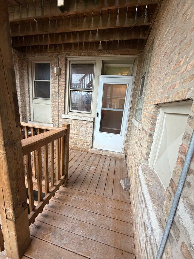 Building Photo - 6559 S Mozart St