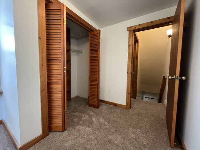 Building Photo - 934 S 21st St