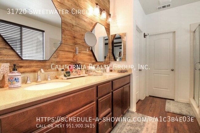 Building Photo - 31720 Sweetwater Cir