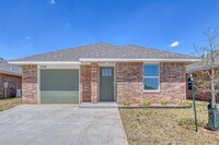 Building Photo - 2719 Varenna Ln