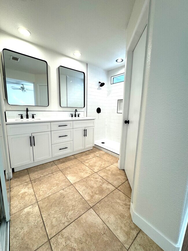 Building Photo - 47761 Poseidon Cir