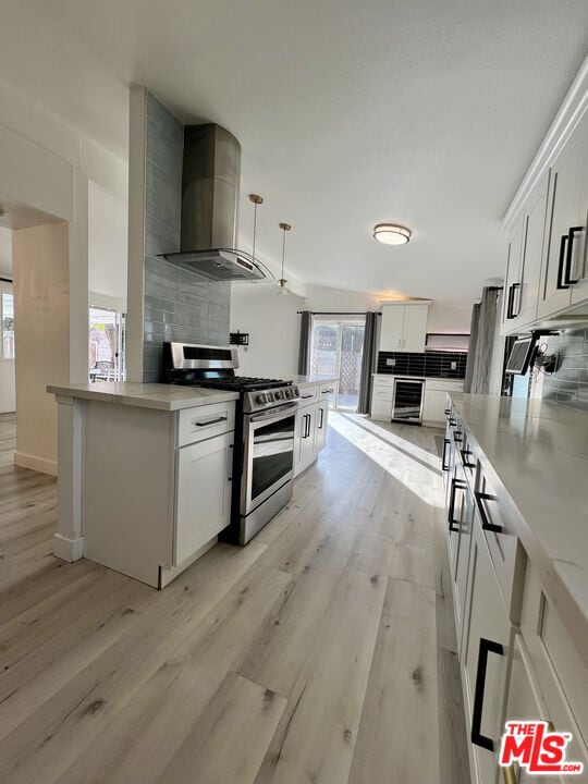 Building Photo - 848 W Irving Pl