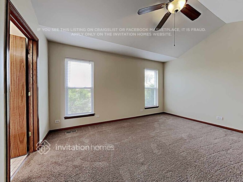 Building Photo - 2176 Edinburgh Ln