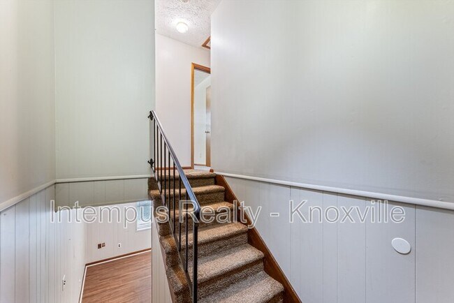 Building Photo - 8738 Gleason Dr