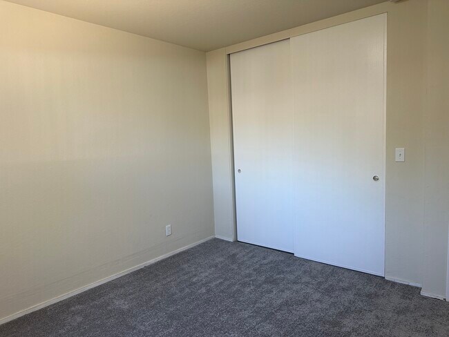 Building Photo - 1851 Nelson Way