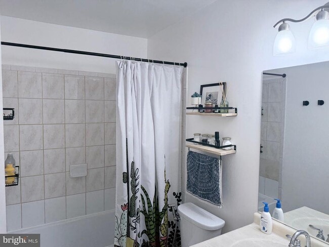 Building Photo - 2254 Covent Gardens Ct