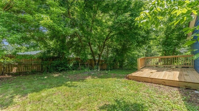 Building Photo - 1580 Jones Ln