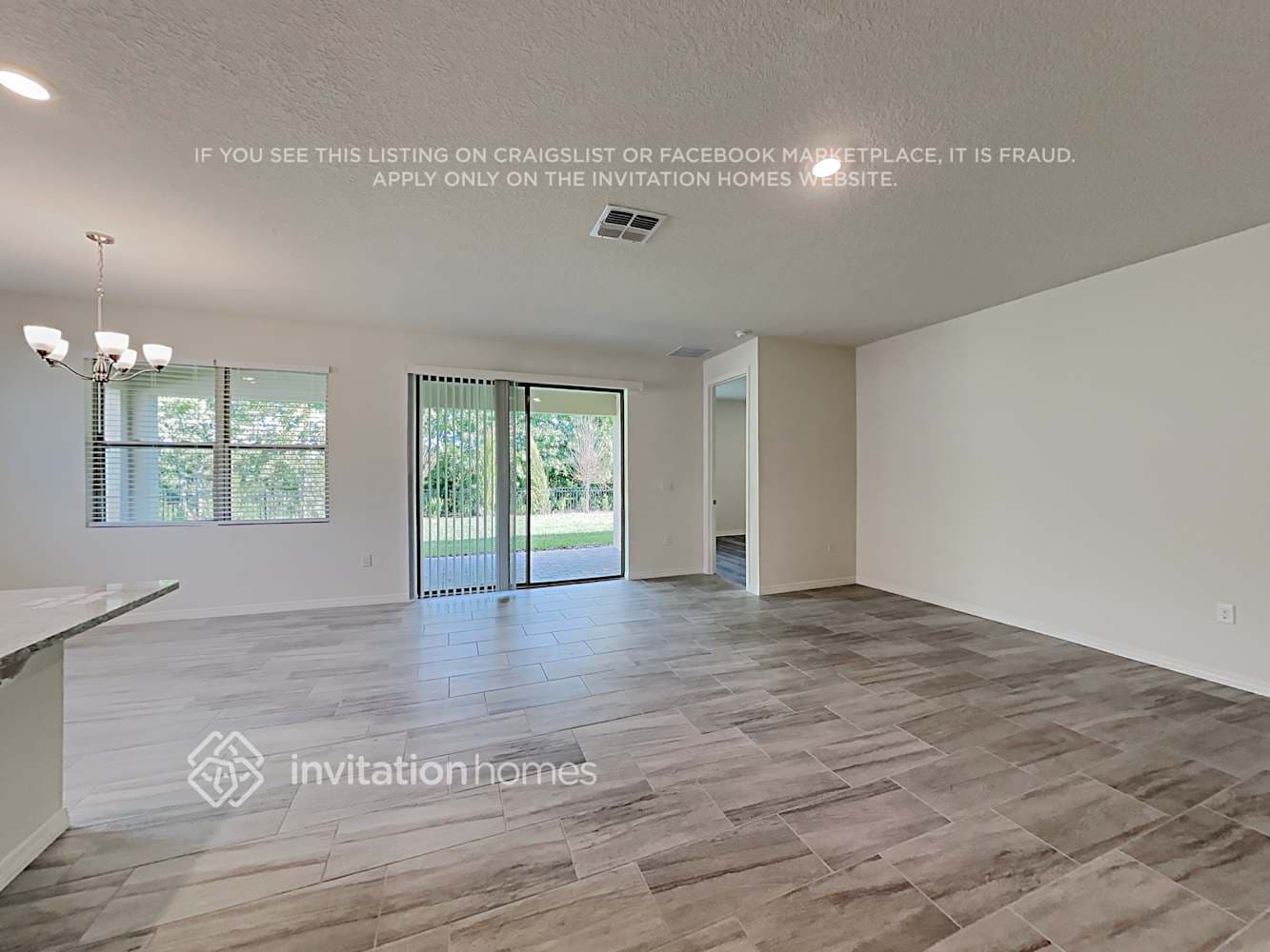 Building Photo - 1523 Lyonsdale Ln