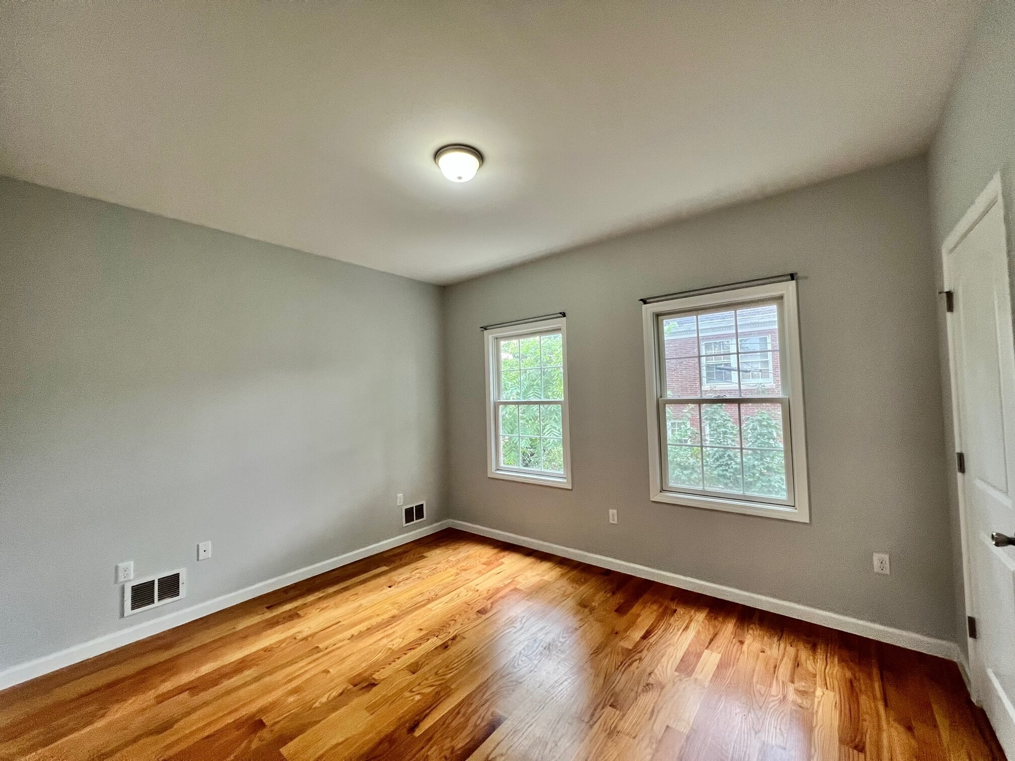 Building Photo - 418 Jersey St
