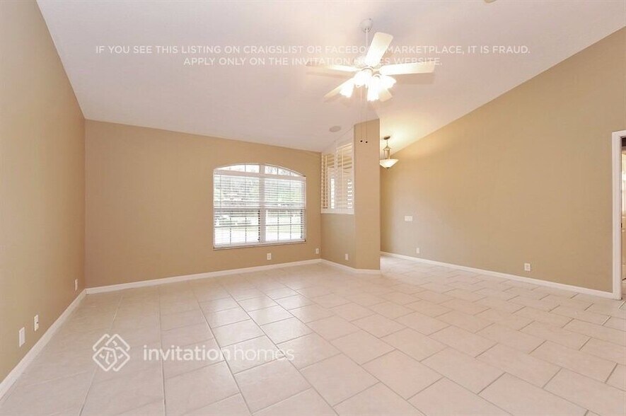 Building Photo - 5915 32nd St E