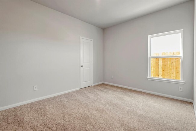 Building Photo - 8112 Burnt Orchid Dr