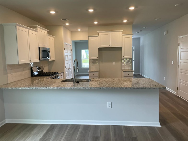 Building Photo - 9312 Little Osprey Dr