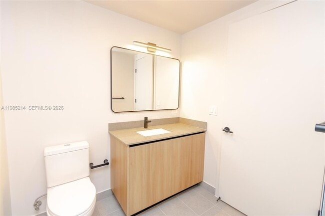 Building Photo - 121 NE 5th St