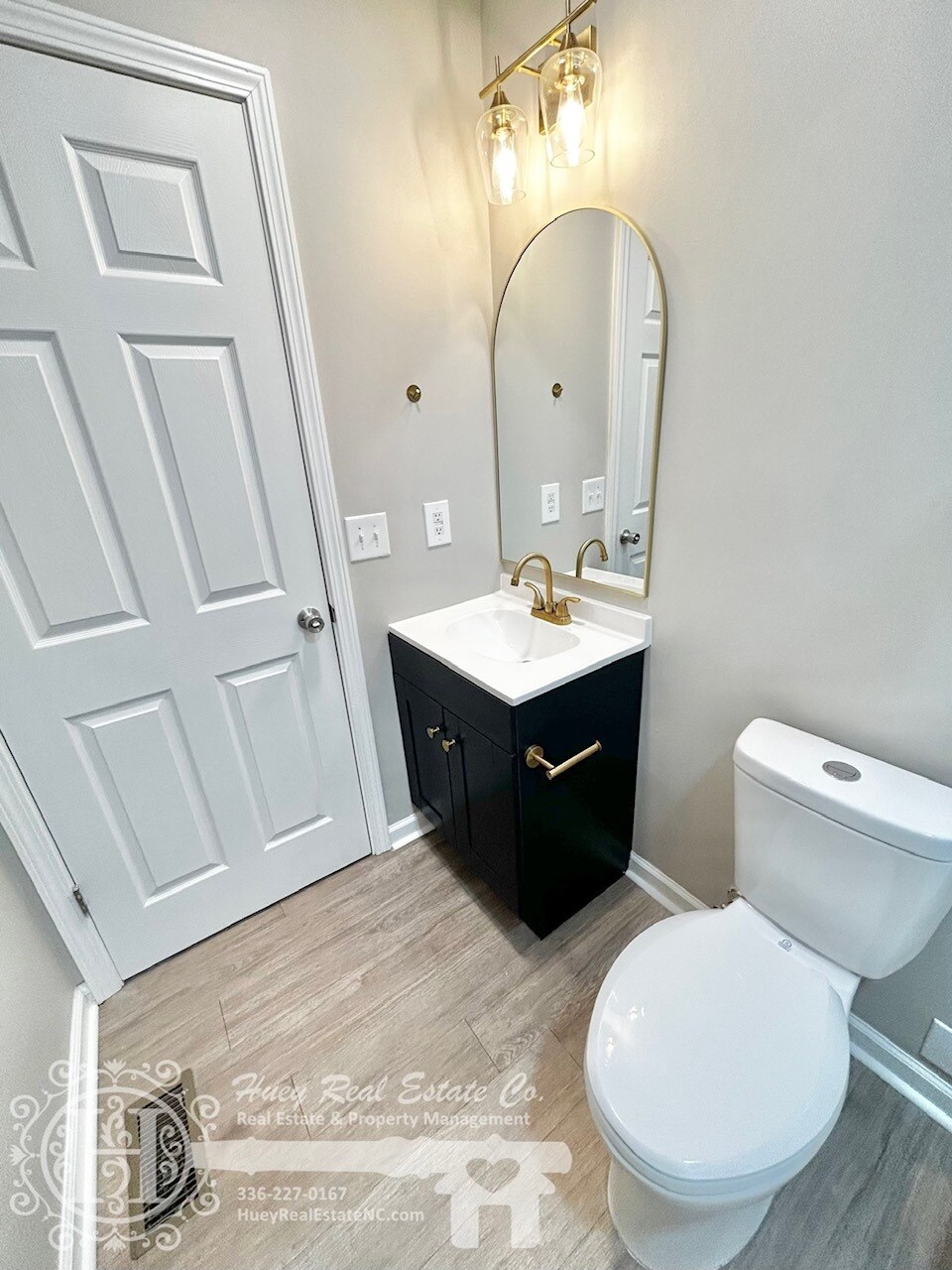 Building Photo - 407 Laurel Hill Dr