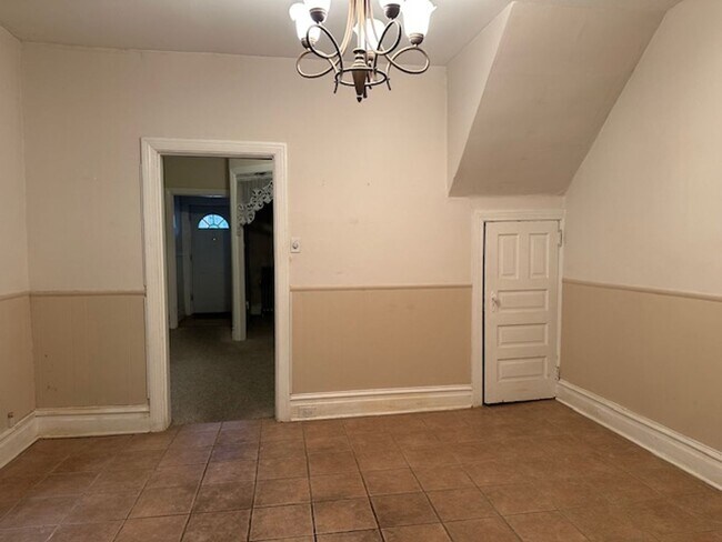 Building Photo - 2134 Susquehanna St