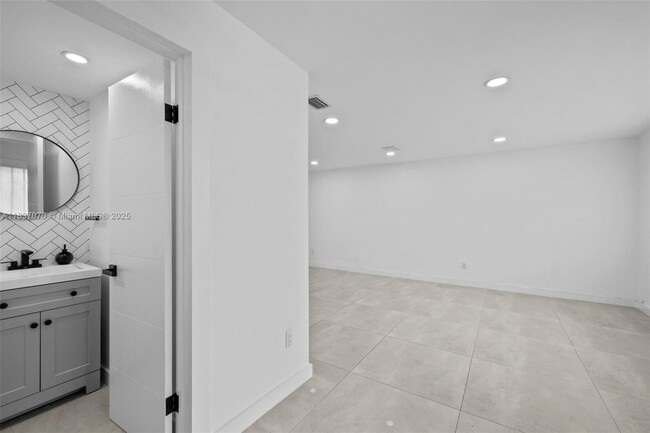 Building Photo - 10932 NW 7th St