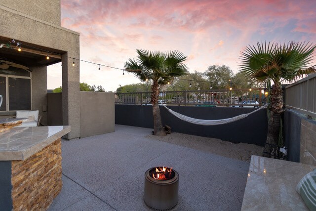 Building Photo - 470 N 168th Ln
